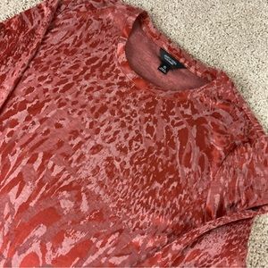 NWT Simply Vera Wang Top Women XL Abstract Print Stretch Modern T1074